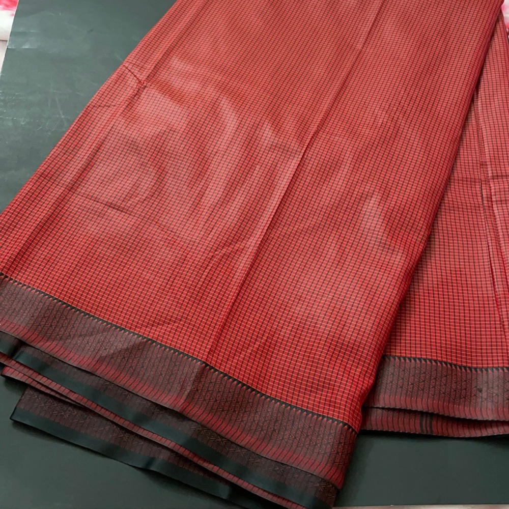 Black and Red Art Silk Saree w/Blouse Piece